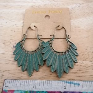 Vintage Bohemian Style Leaf Pattern Earrings